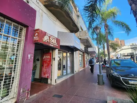 Local en S.Fer.-Vias/Centro