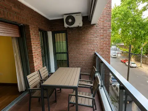 Departamento 4 ambientes con 2 baños