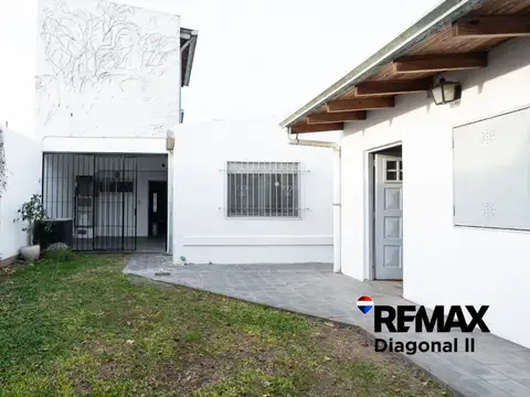 Casa en Venta con 1 cochera