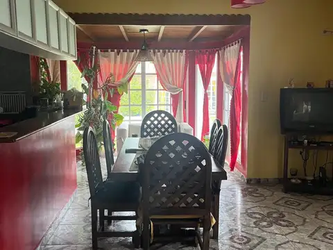 Casa en Alquiler en Club El Carmen, USD 1.500
