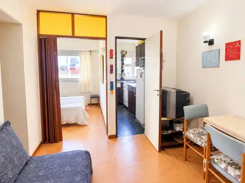 VENTA DPTO 2 AMB ZONA CENTRO A 100MTS DE LA COSTA