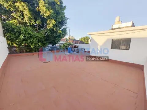 HERMOSA CASA 4 AMBIENTES CON PARRILLA Y GARAGE - VILLA RAFFO