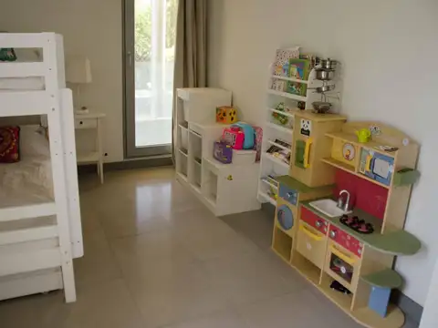 Casa en Alquiler en La Chacra, USD 2.700