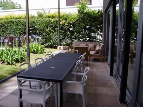 hipolito yrigoyen  al 2800