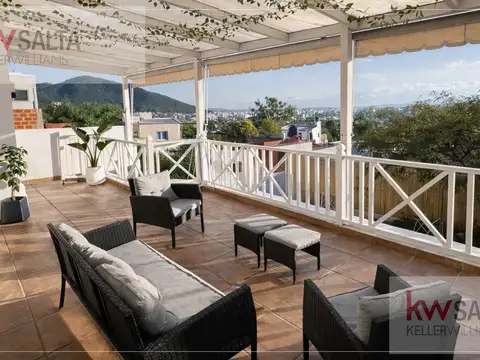 Casa en Venta al Este