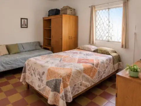 Casa en Venta en Sarmiento - Luján, USD 46.000