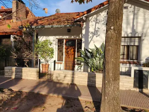 MARTINEZ PH FRENTE 3 AMBIENTES CON ESCRITORIO O 3 DORMITORIO EXCE. ZONA