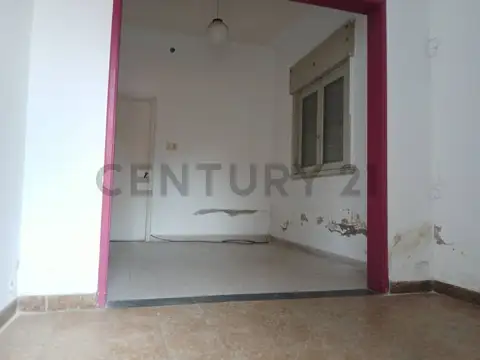 Galpon en Venta 34  mts Fondo