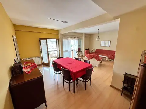 Departamento en Alquiler de 4 ambientes