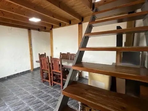 Depto Tipo Casa en Venta 32 años