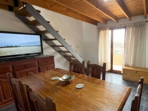 Depto Tipo Casa 2 ambientes con 1 baño