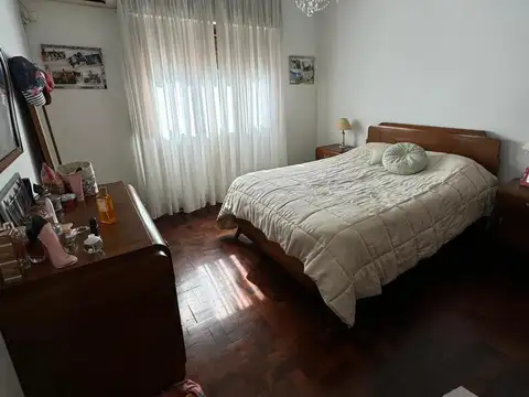 Depto Tipo Casa en Venta 60 años