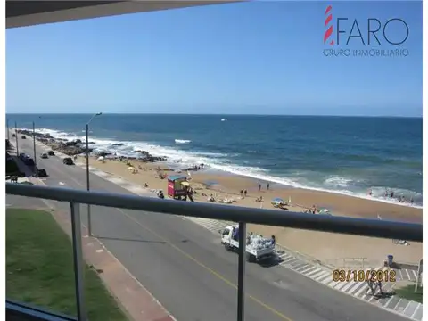 Apartamento en Península 1 dormitorio con cochera