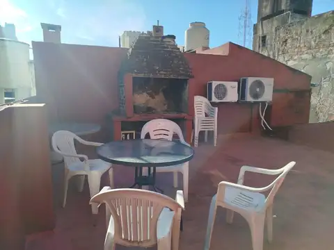 Depto Tipo Casa en Venta de 5 ambientes
