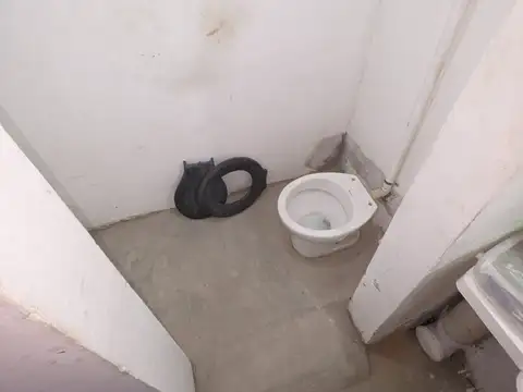 GalpÃ³n - Alquiler - Argentina, Lanús - DOCTOR CROTTI 415