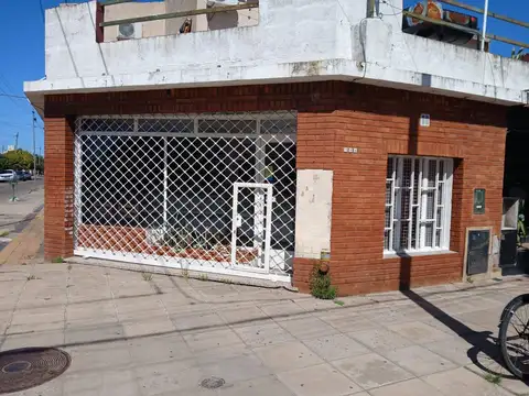 Local en Alquiler en San Nicolas de los Arroyos, $ 950.000