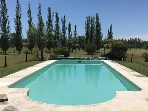 VENTA CASA CHACRAS URIBELARREA 5 AMB PISCINA