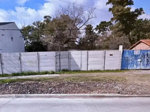 Terreno en Block 2114 m2 en Venta- Banfield