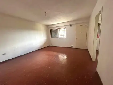 España 2900, departamento amplio, 2 dormitorios