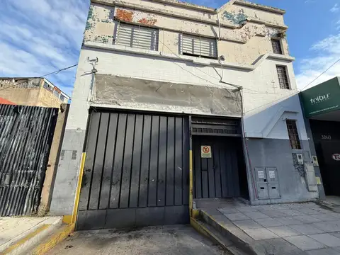 VENTA GALPON CON HABILITACION VIGENTE - EXCELENTE OPORTUNIDAD INVERSION PARQUE PATRICIOS