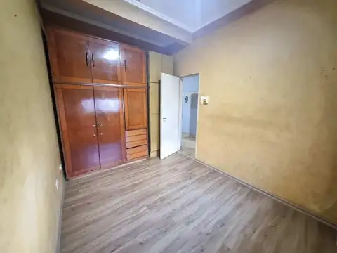 Depto Tipo Casa en Venta 42 años