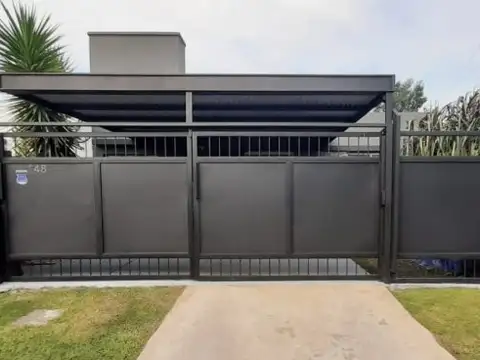 Casa en Venta en Fisherton, Rosario