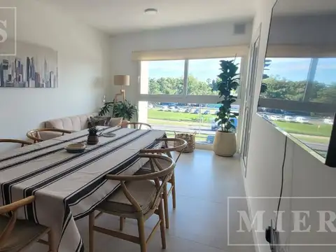 Departamento 3 ambientes con balcon en Altos Las Casuarinas Escobar