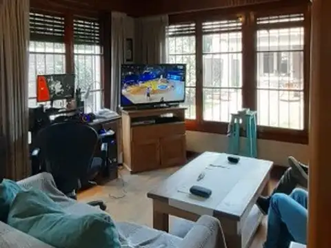 Casa en Venta en Castelar Sur, USD 270.000