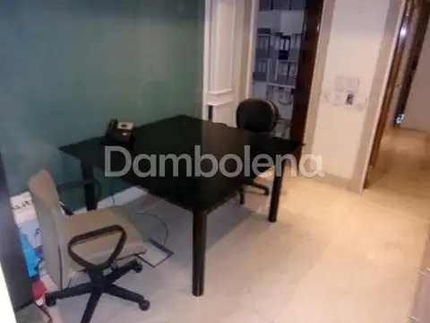Oficina en Venta con 6 cocheras