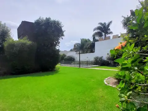 Muy Linda Casa en Don Torcuato