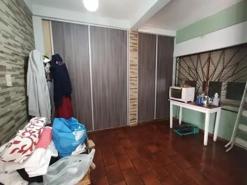 Depto Tipo Casa 4 ambientes con 2 baños