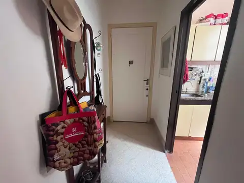 Departamento en Venta en Chacarita, USD 159.000