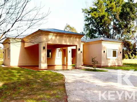 Casa en Venta en Club Miralagos, USD 240.000