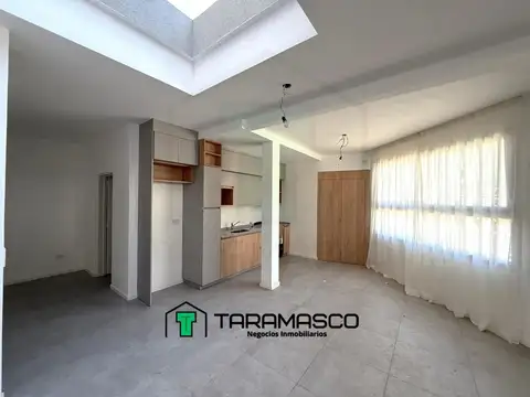 VENTA PH MONOAMB EN PB C/AMPLIA TERRAZA EN VILLA DEVOTO