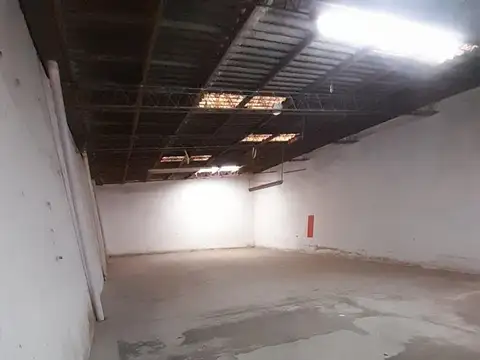 ALQUILER GALPON COMERCIAL 400M2