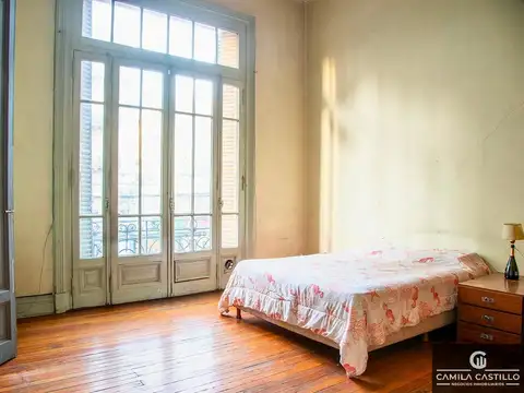Depto Tipo Casa en Venta 80 años