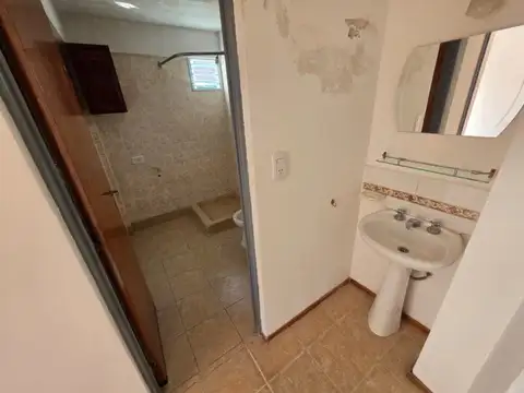 Departamento en Alquiler en República De La Sexta, $ 400.000