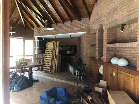 7 e ( 64 y 65) 10 x 40 Zonificacion U/C2B , 12 niveles , 4.0