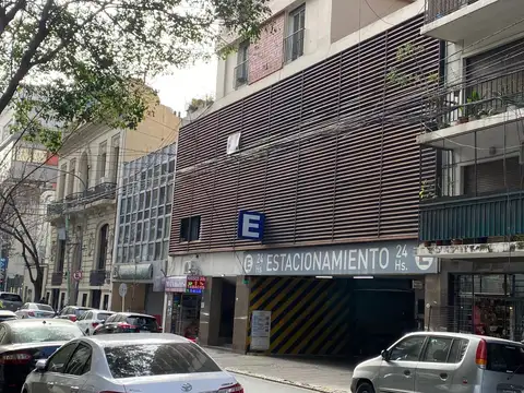 Venta de cocheras subterráneas en block en Barrio Norte, CABA
