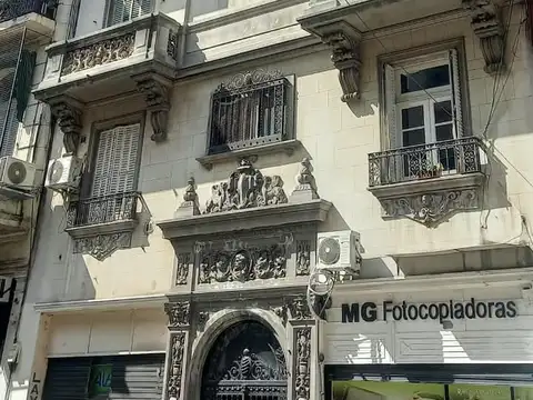 Montevideo 700, Piso 6