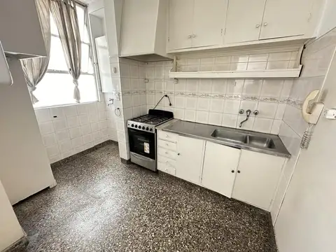 Av. Rivadavia al 5600 Departamento de 3 ambientes en Alquiler en Caballito