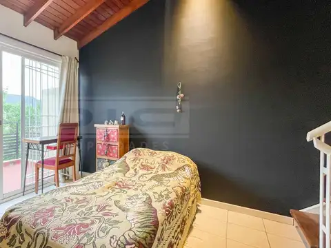 Triplex 3 dormitorios Venta - Olivos-Maipu/Uzal