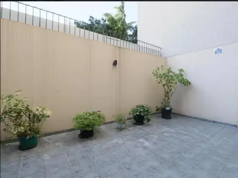 Departamento 5 ambientes con 2 baños