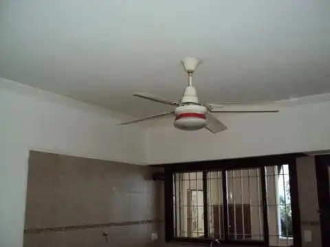 Depto Tipo Casa en Alquiler de 2 dormitorios
