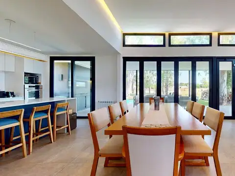 Casa en Venta en Jose Hernandez, USD 295.000