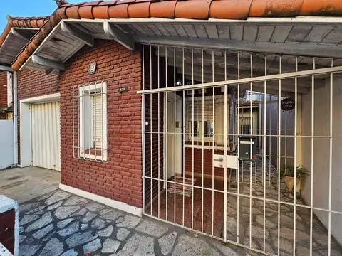 Casa en Venta en Moron, USD 105.000