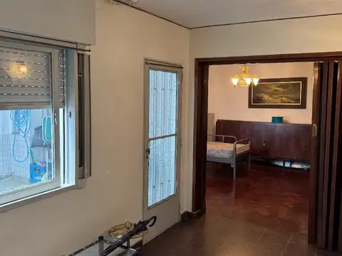 Depto Tipo Casa en Venta 70 años