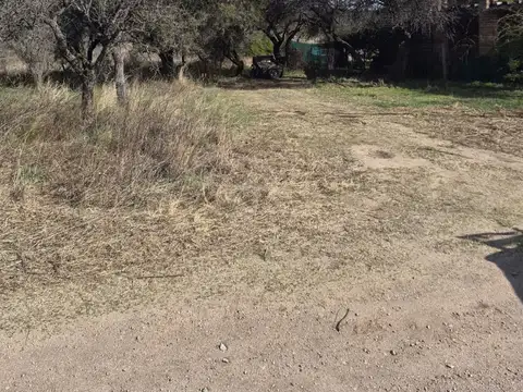 OPORTUNIDAD! LOTE CON SALIDA AL ARROYO en CORTADER