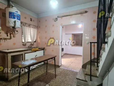 Depto Tipo Casa en Venta con 1 cocheras