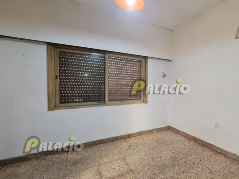 Depto Tipo Casa 4 ambientes con 2 baños